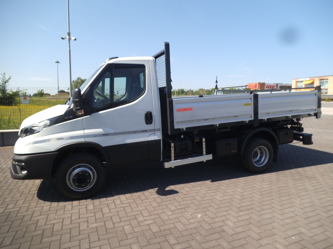 IVECO DAILY 70C18