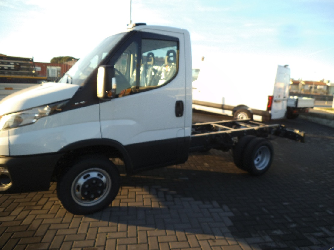 Iveco daily telaio  VARI MODELLI